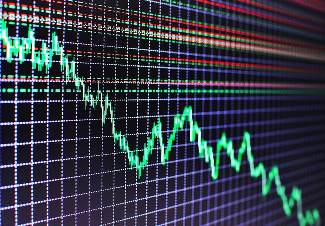 Биткоин и эфир просели — ликвидировано почти $1 млрд ставок