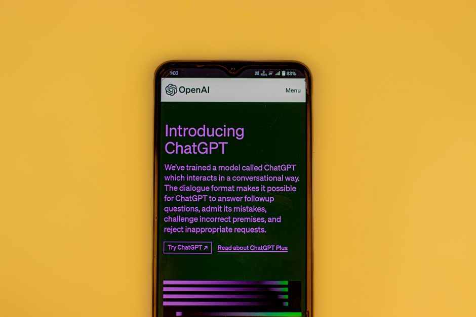 Какую подписку на AI выбрать: сравнение Claude Pro, ChatGPT Plus и Perplexity