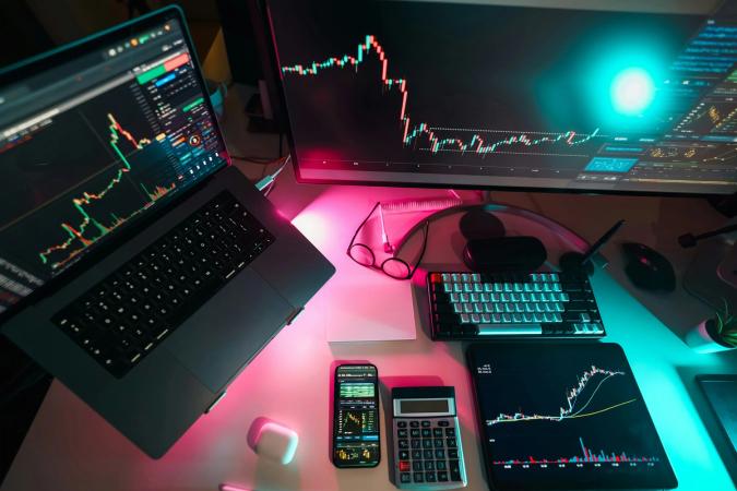 Распродажа в секторе ИИ набирает скорость: рынки в панике