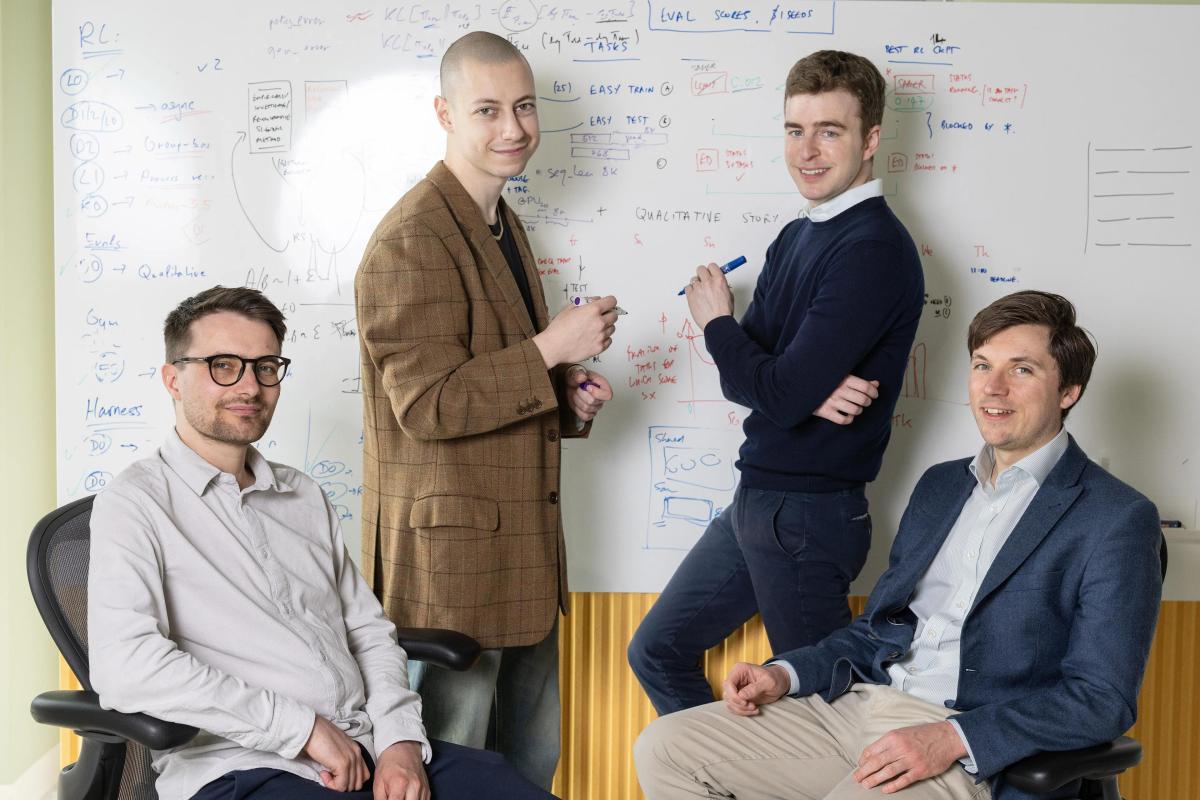 DeepMind выпустил AI-агента, который лучше копирует научные статьи конкурентов