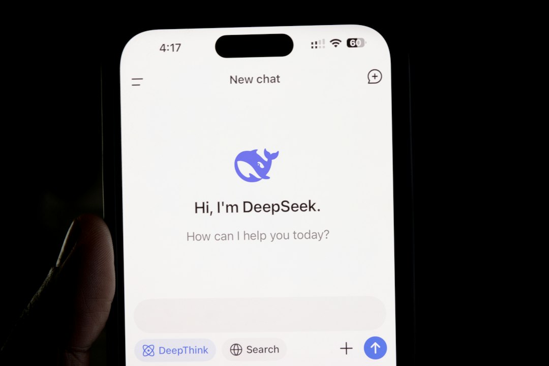 DeepSeek выпустил DeepInfer: открытый фреймворк для масштабного инференса