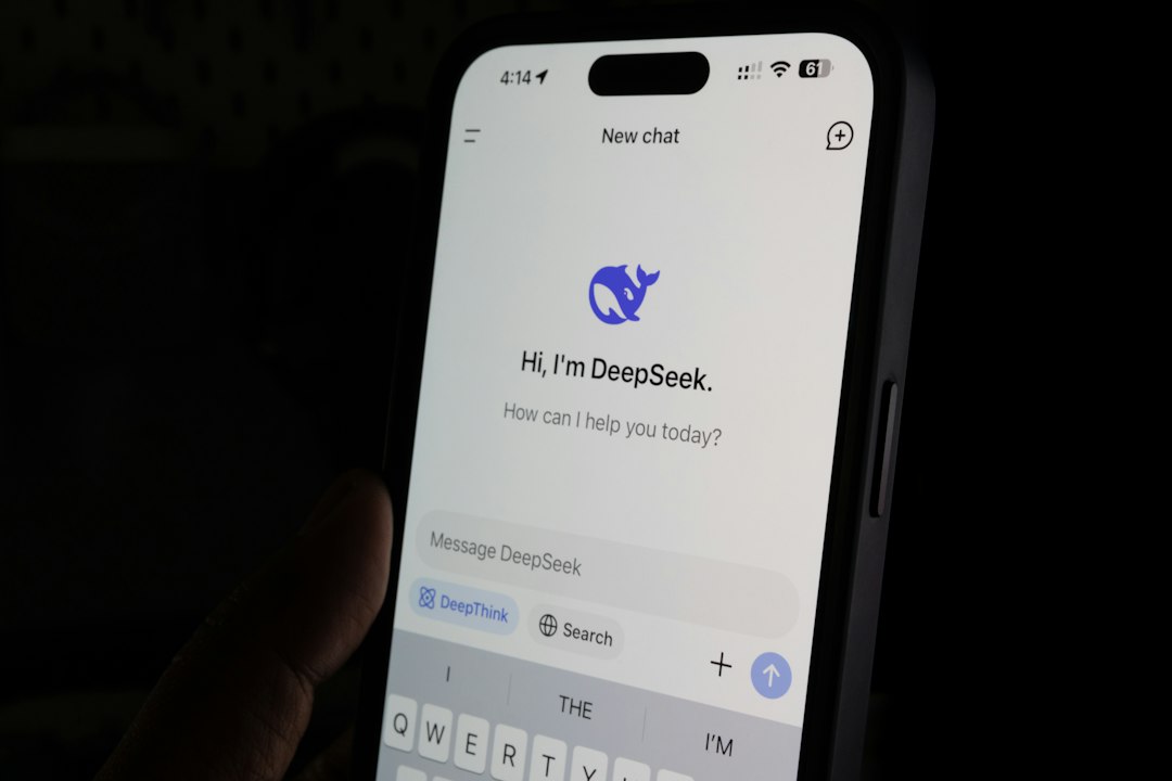 DeepSeek DeepInfer снова в тренде: почему бесплатность не решает главную проблему