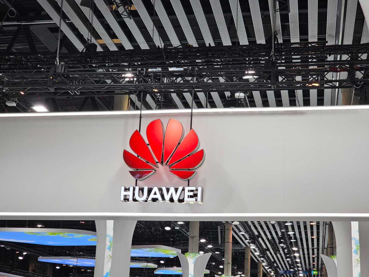 Huawei ускорит выпуск AI-чипа Ascend 960DT на полгода раньше запланированного