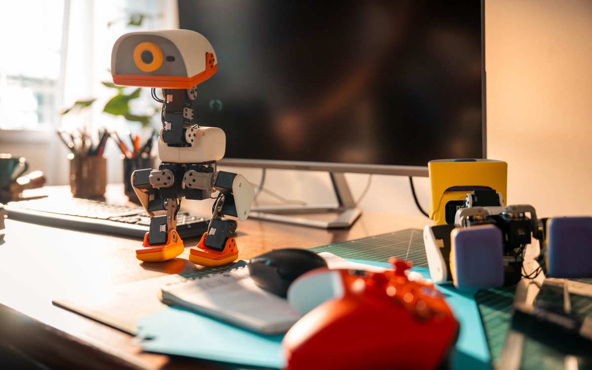 Hugging Face выпустил робота-утку Microduck за $399 с открытым исходным кодом