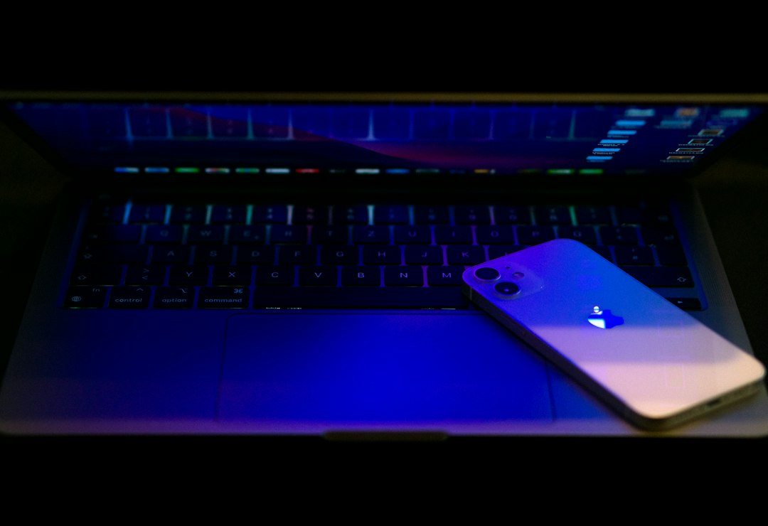 Как использовать iPhone как GPU для MacBook: эксперимент с распределённым ИИ