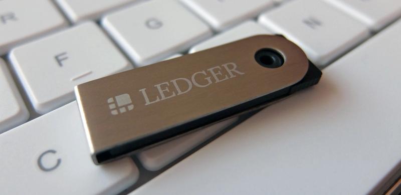 Ledger обнаружил компрометацию устройств: данные кошельков передавались по мобильной сети