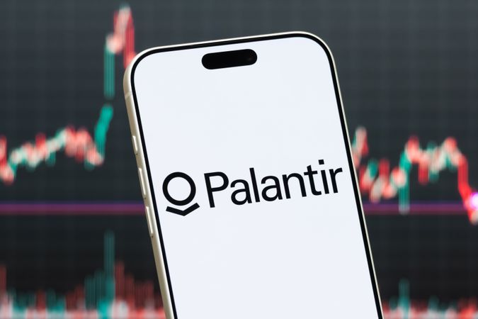 Palantir: Европа повторяет ошибку интернета, отставая в гонке по ИИ