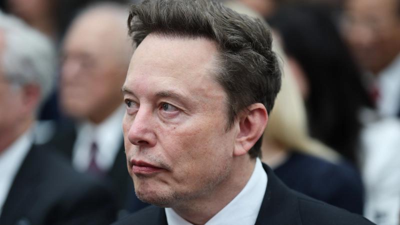 SpaceX и Tesla рассматривают слияние, которое объединит более 30 тысяч биткойнов