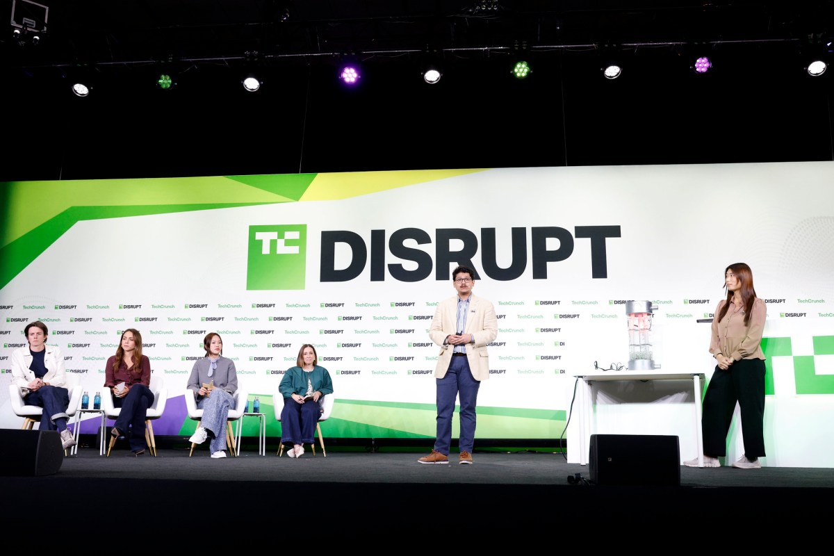 TechCrunch Disrupt 2026: скидка 50% на последние два дня конференции
