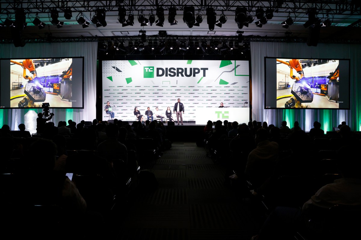 TechCrunch Disrupt 2026: программа главной сцены конференции